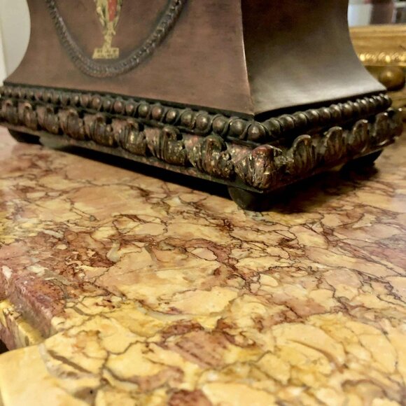 NWT Designer Michael BERMAN Regal Crested Ceramic Lidded Humidor Jewelry Box - Picture 6 of 6